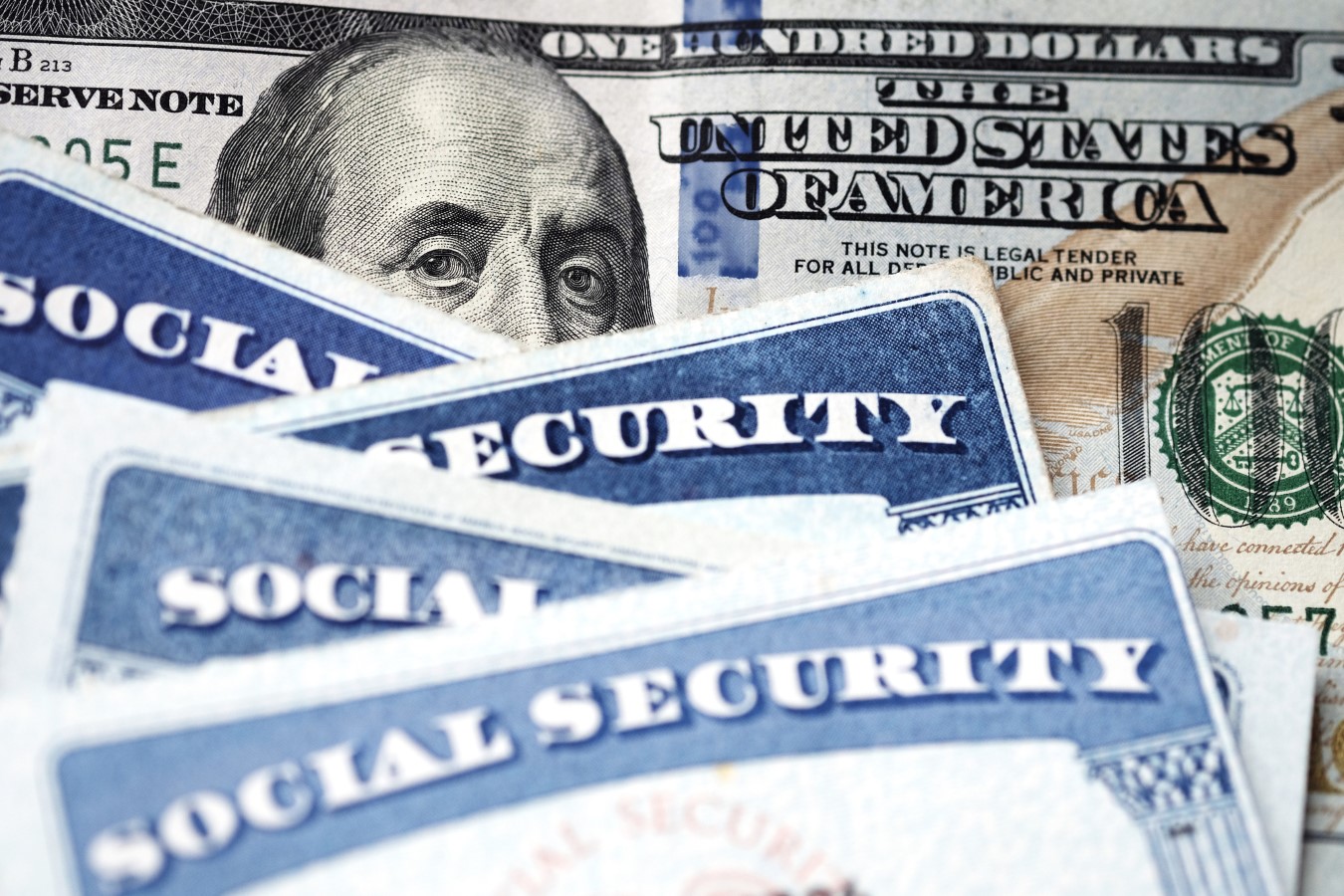 11-surprising-reasons-to-claim-social-security-early—but-are-they-worth-the-risk?-–-financial-freedom-countdown