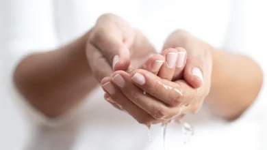 the-nail-growth-timeline:-what-to-expect-when-using-a-nail-serum-like-inacril